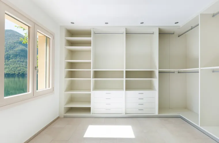 Faire poser mon dressing, quel professionnel appeler près de Chelles ?, Chelles, Cuisinino