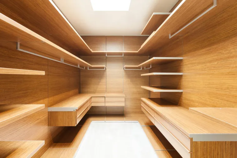 Professionnel pour réaliser mon projet d'aménagement de dressing avec rangements rotatifs, Chelles, Cuisinino