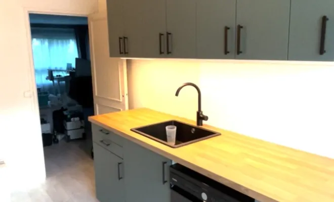 Pose de cuisine sur mesure à Écouen